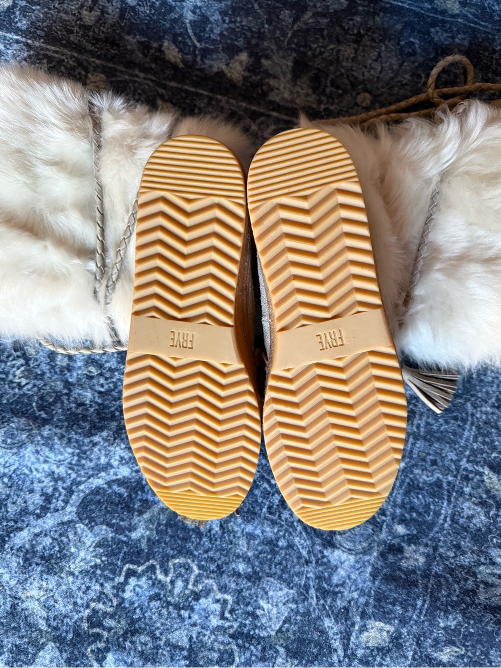 Frye Fur Winter boots - Picture 4 of 8